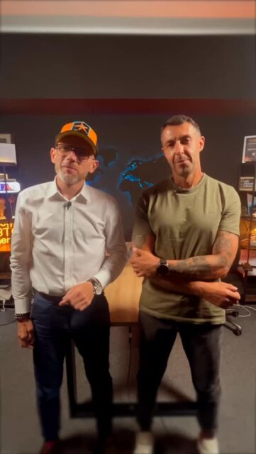 Pytanie, które musisz sobie zadać: Co ma wspólnego Ironman, zawodnicy UFC i... kryptowaluty? 🤔
Odpowiedź znajdziesz w naszym nowym odcinku, w którym rozmawiamy z @jurand.czabanski ! 🔥
Jurand to rekordzista świata w Ironmanie oraz fizjoterapeuta pracujący z elitą UFC w USA. Dzieli się swoim podejściem do dyscypliny, strategii i budowania długoterminowego sukcesu, czyli cech kluczowych zarówno w sporcie, jak i w świecie inwestycji.
Premiera już w niedzielę, 14 września, o 17:00! 🎥
Bądźcie z nami i zobaczcie, jak mistrzowska mentalność przekłada się na świat finansów.
Prowadzący: Sławek Zawadzki
Gość: Jurand Czabański
#Kryptowaluty #Inwestowanie #Bitcoin #KangaExchange #Ironman #UFC
Gotowy, aby zacząć budować portfel jak mistrz? 🎯 Link do kanału znajdziecie w bio!